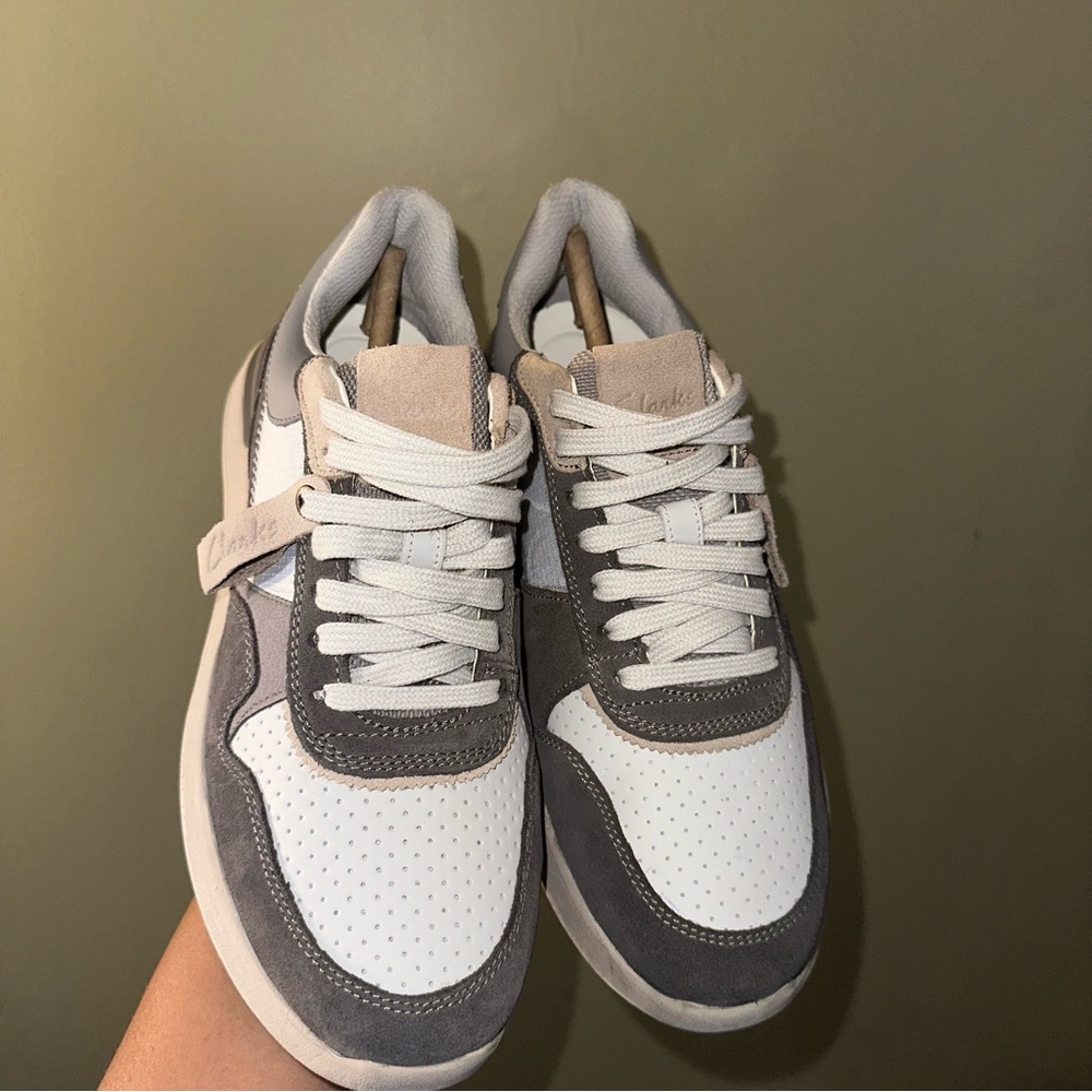 CLARKS - Picture 6 of 17